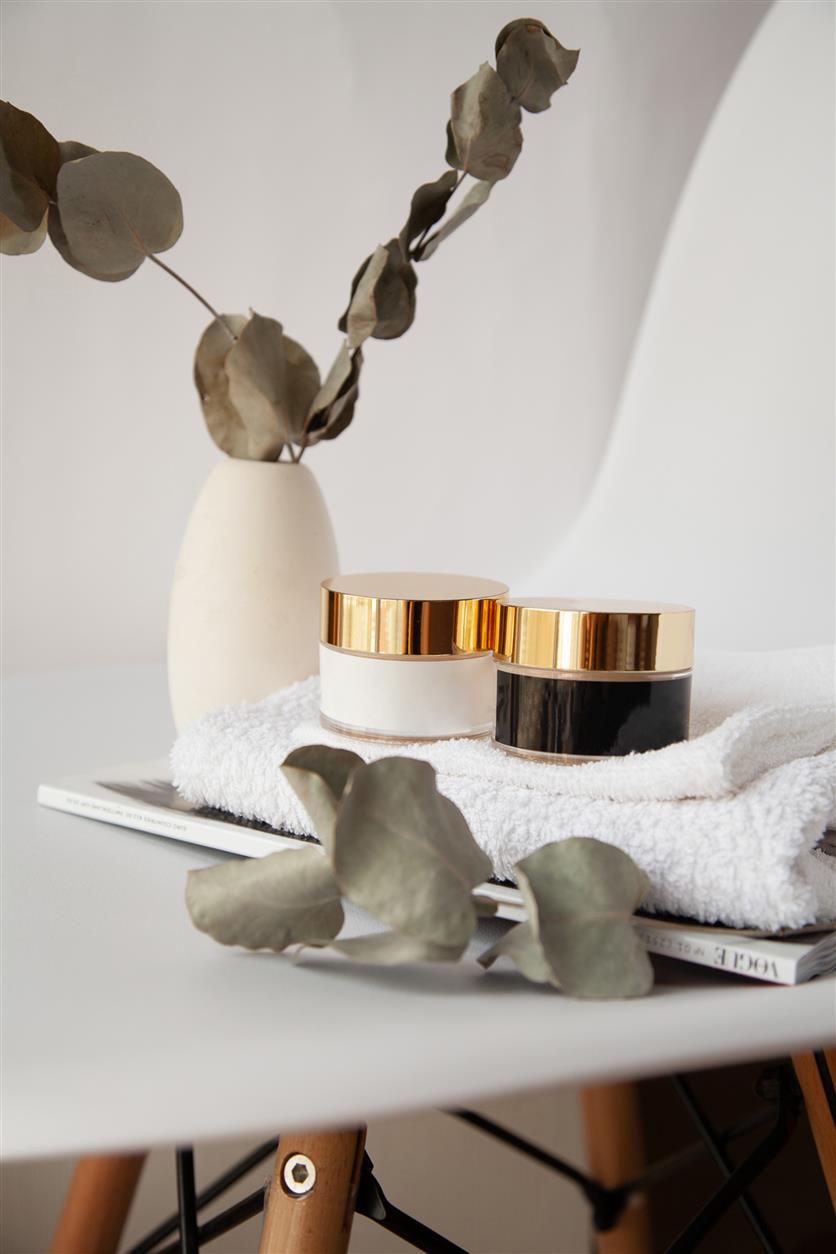 AHAVA is a globally recognized skincare brand known for harnessing the unique properties of the Dead Sea minerals to create effective and nourishing beauty products. With a strong focus on natural ingredients, scientific innovation, and skin health, AHAVA has become a trusted name in the world of premium skincare.