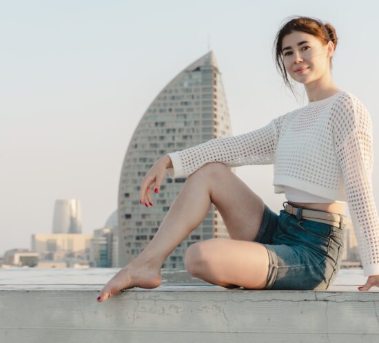 Denim has always been a staple timeless, versatile, and endlessly adaptable. But in a world where fashion is constantly evolving, today’s generation demands more than just a classic pair of jeans. They want authenticity, sustainability, and style that feels effortless yet elevated. Enter AGOLDE, a brand that is reshaping the future of denim by blending modern design with conscious craftsmanship.